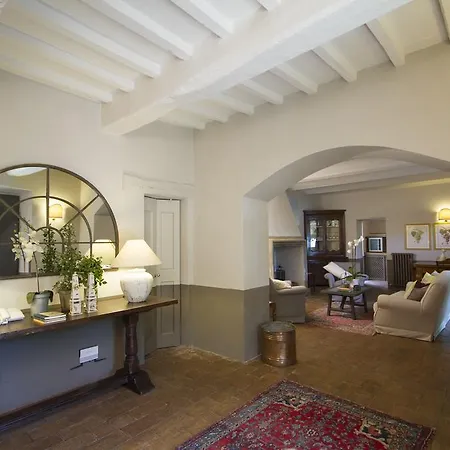 Liliana Villa *